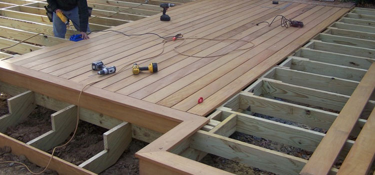 Wood Deck Builders in Pacoima, CA